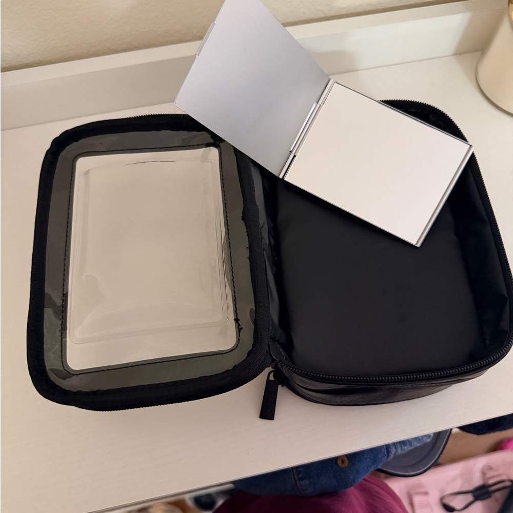 BÉIS Black Travel Case - Picture 6 of 6